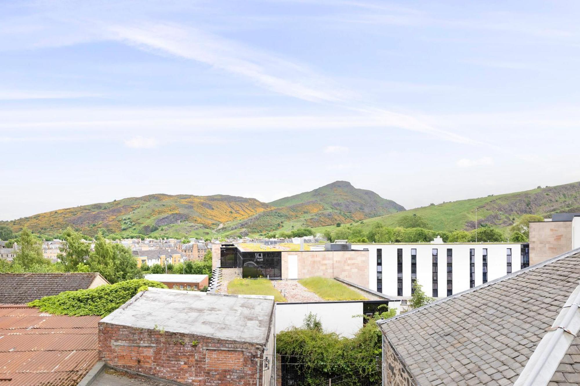 Charming Studios Near Holyrood Park & Calton Hill Edimburgo Exterior foto